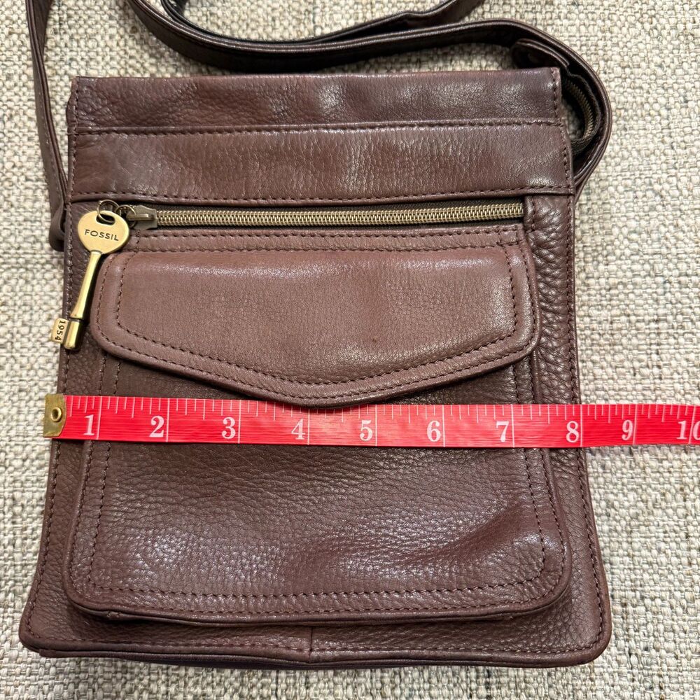 Vintage Fossil 1954 Brown Pebbled Leather Crossbody Bag Adjustable Sling Purse - Picture 9 of 10